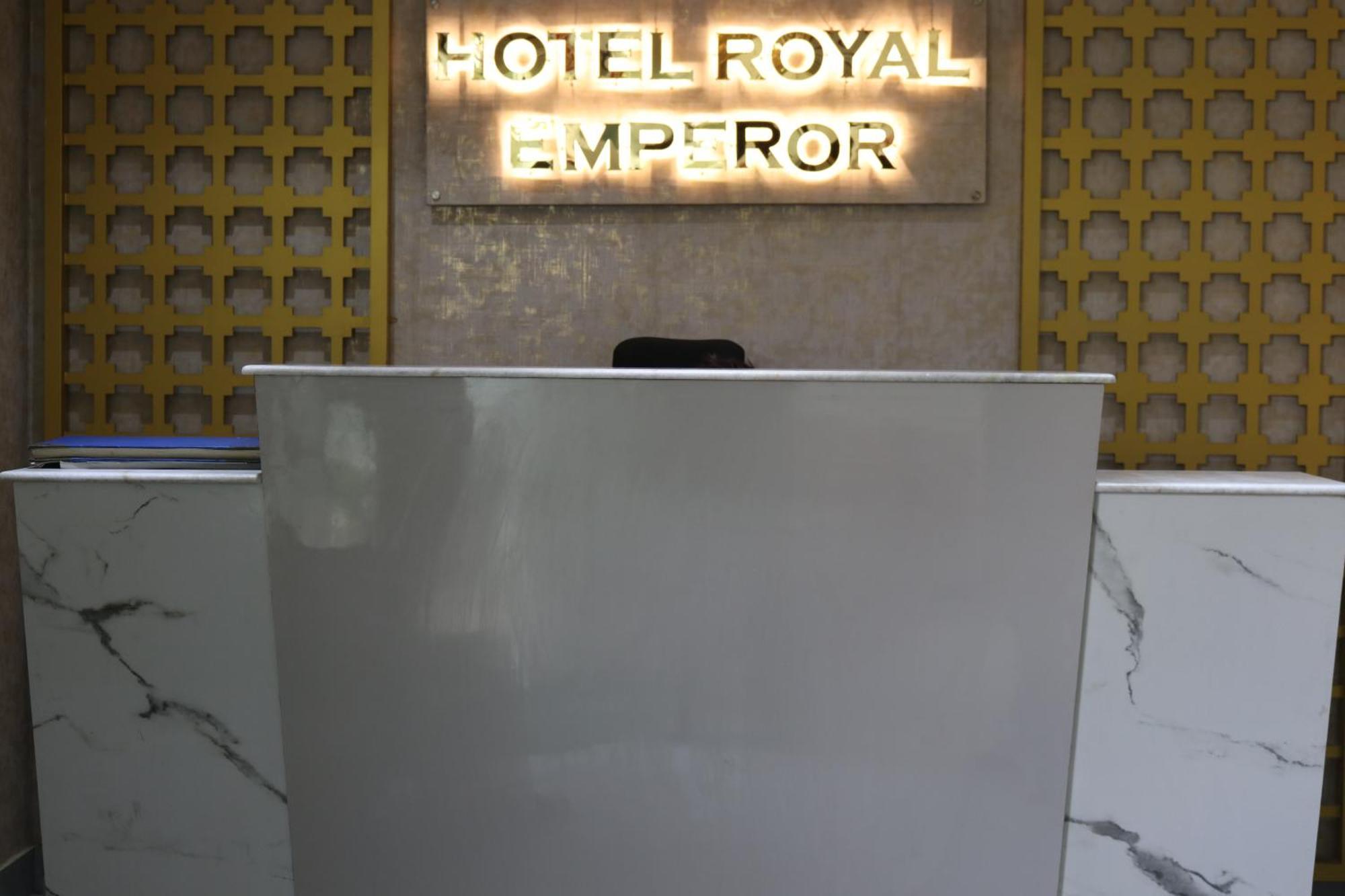 Hotel Royal Emperor Catmandu Exterior foto